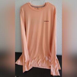 Patagonia Men's Long Sleeve Peach Orange Shark Logo Cool Performance Fish Shirt